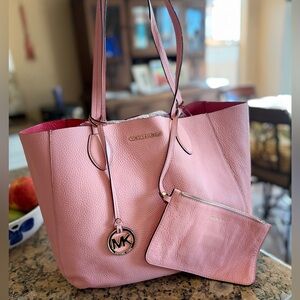 MICHAEL Michael Kors reversible Mae tote bag with pouch, in pink and coral red